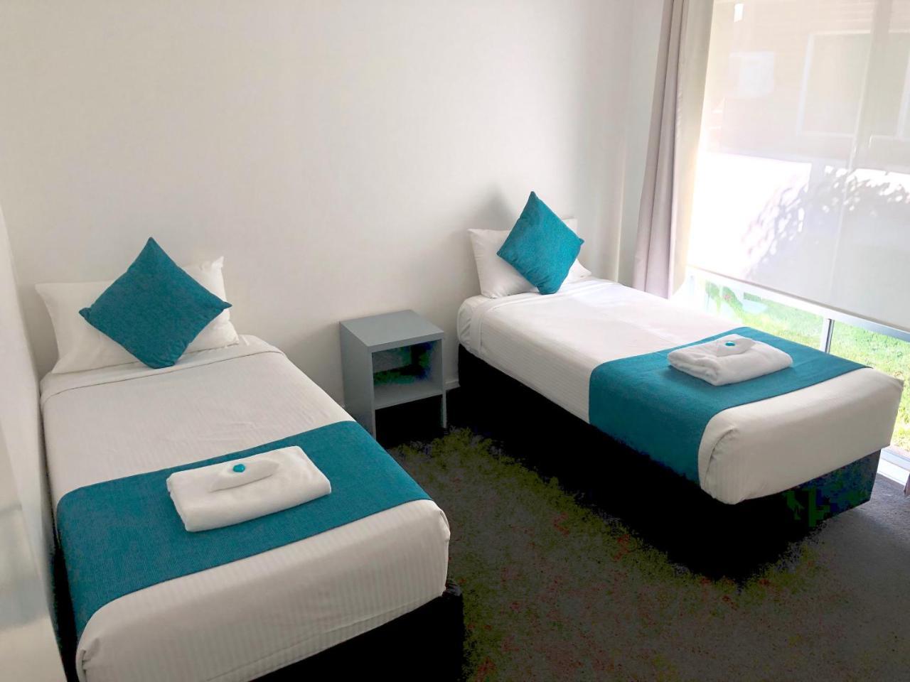 The Oaks Hotel Motel Albion Park Екстериор снимка